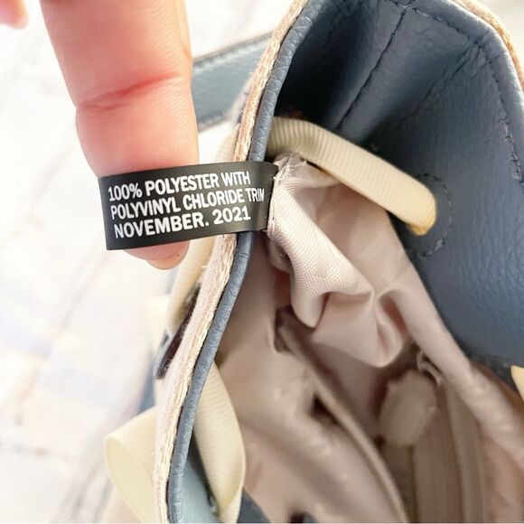 DKNY Ivory Cream and Blue Trims Lace Bow Front Bucket Style Crossbody Purse Bag - Picture 12 of 14